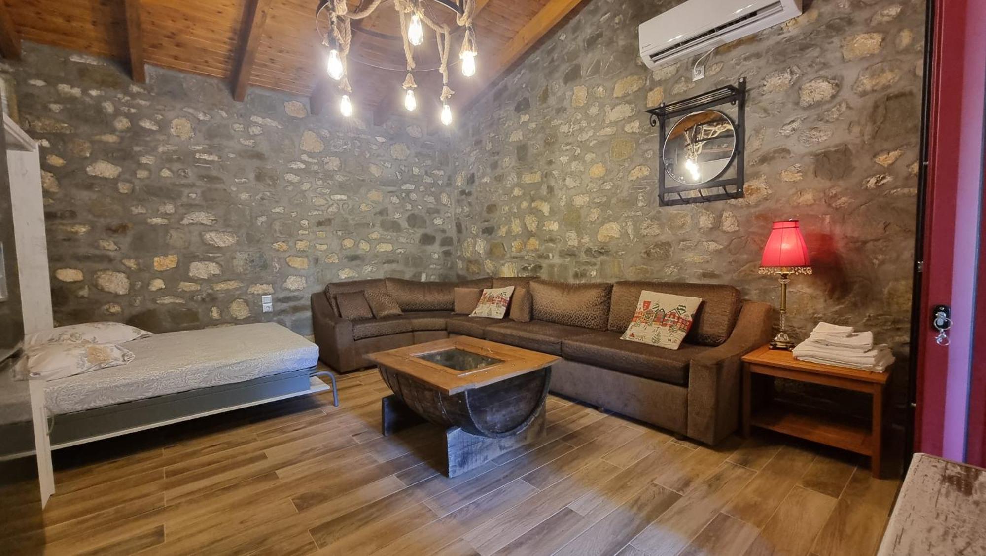 House With Big Garden And Barbeque In Nature Vourgareli 外观 照片