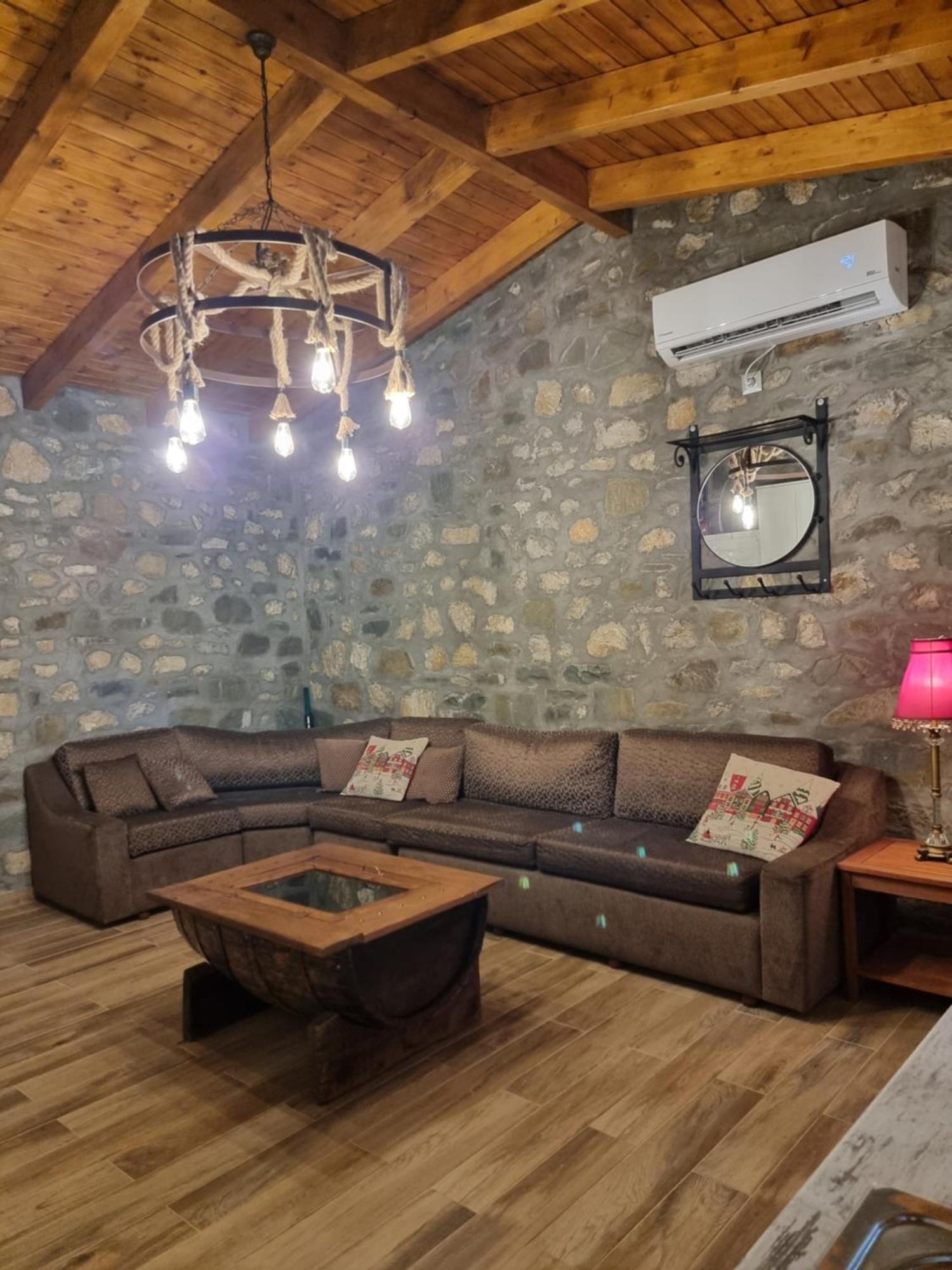 House With Big Garden And Barbeque In Nature Vourgareli 外观 照片